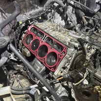 Engine component maintenance
